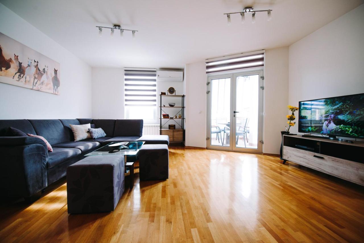 Apartman Oaza Баня-Лука Экстерьер фото